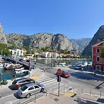 Petea Omiš
